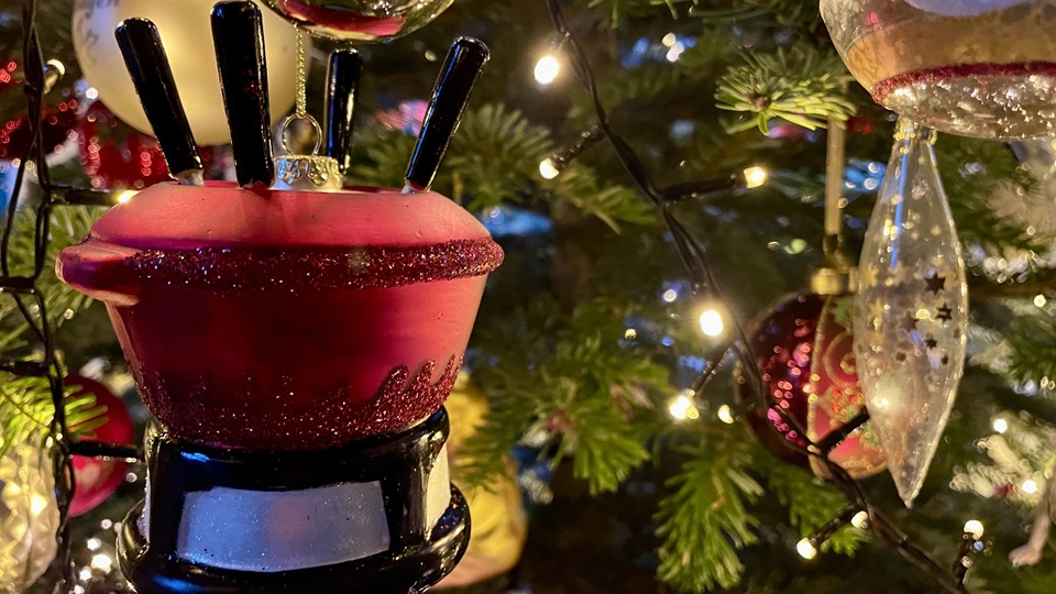 [column] Fonduepan in de kerstboom