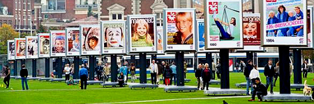 75 jaar Margriet op op buitenreclame objecten Museumplein Amsterdam