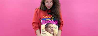 Vogue en Glamour in etalage, maar wel met 'dikste' zomernummer ooit