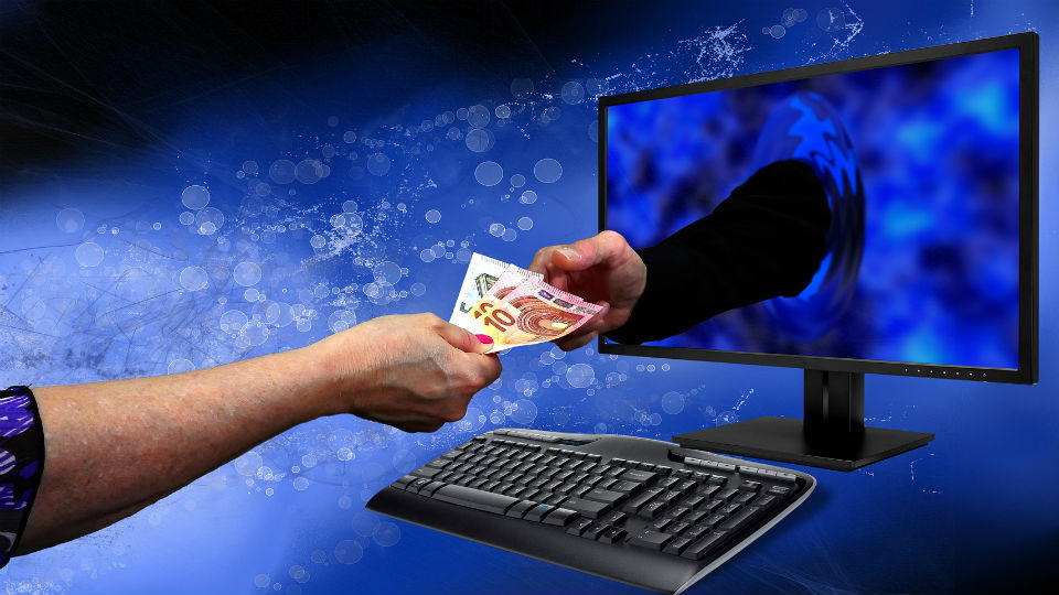 Televisie en internet opnieuw fors duurder