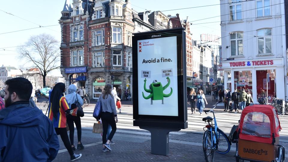 JCDecaux wint strijd met Amsterdam om digitale mupi's