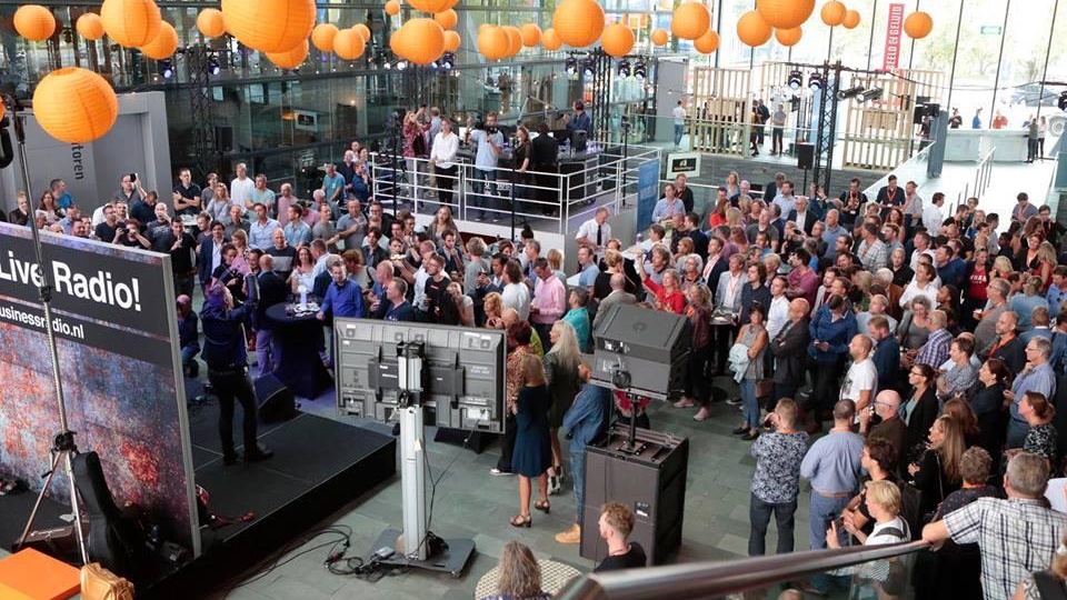 Online Radio Day over geld verdienen met podcasts