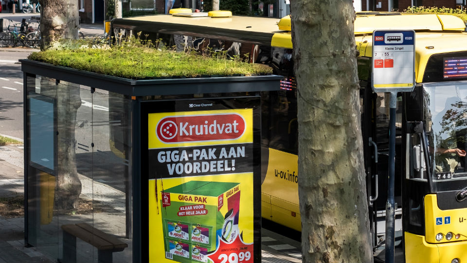 Reclame voor de bij en vlinder