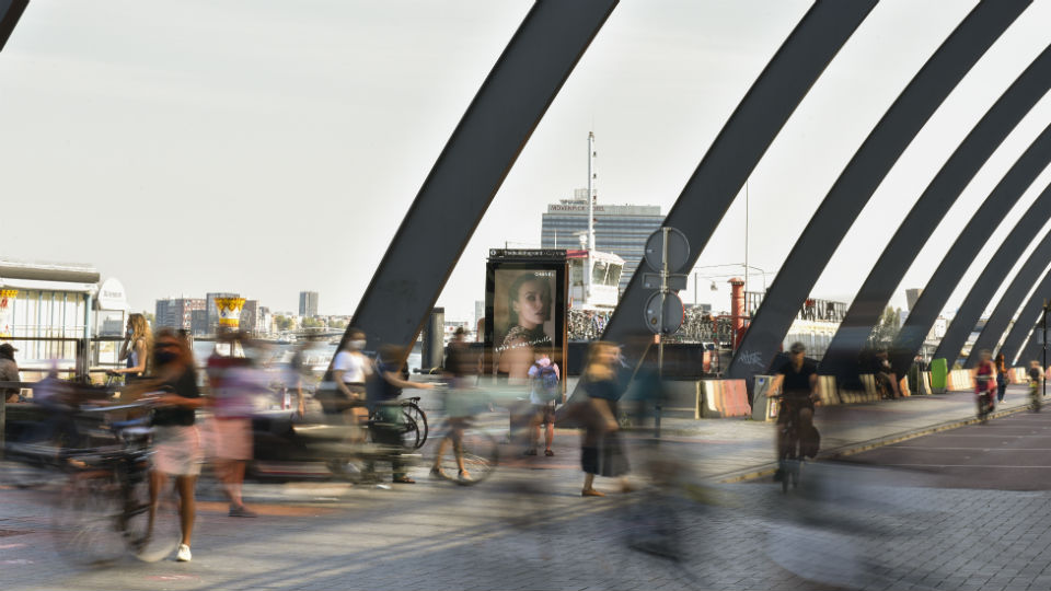 Samenwerking JCDecaux en Adform
