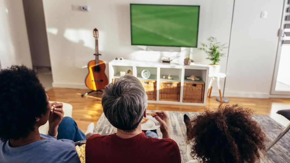 Kijktijd lineaire TV neemt af, uitgesteld kijken populairder