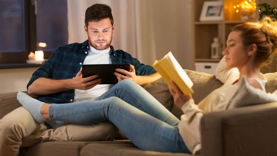 [onderzoek] Nederlanders besteden gemiddeld ruim drie uur per dag aan media