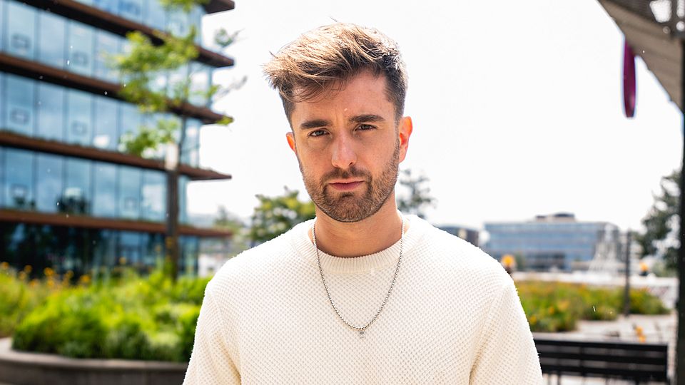 Teenmag founder Thomas Brok neemt ParraTV en SoWhat! over