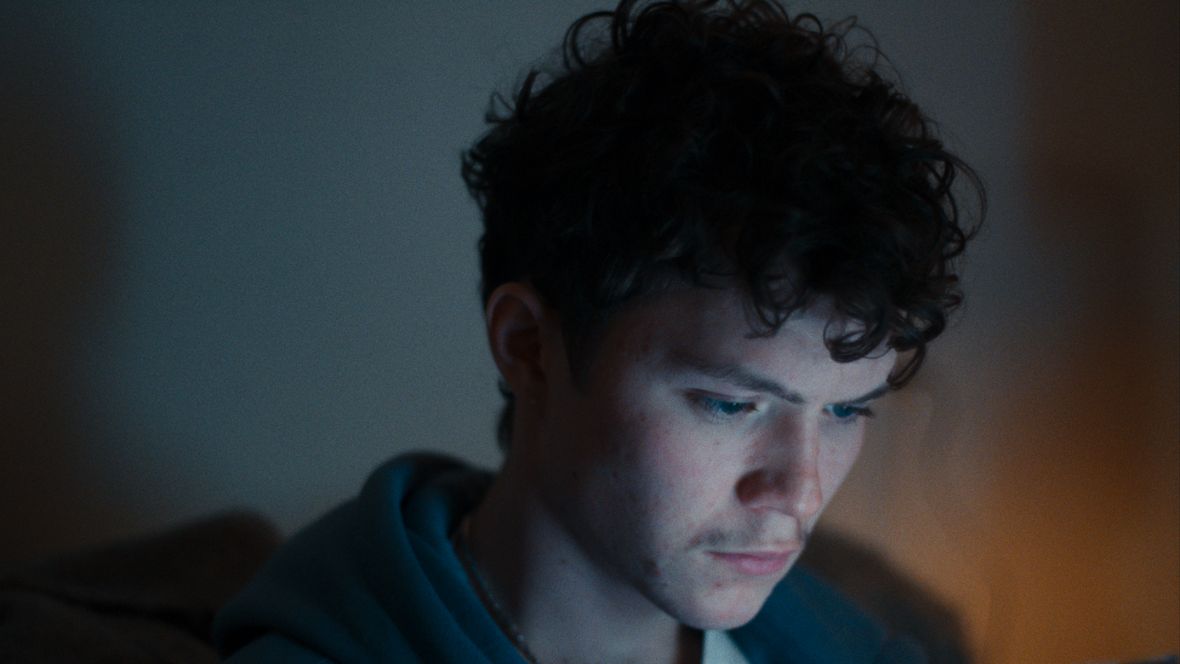 KPN en S10 starten campagne tegen online buitensluiten, ‘Kom voor elkaar op. Ook online’