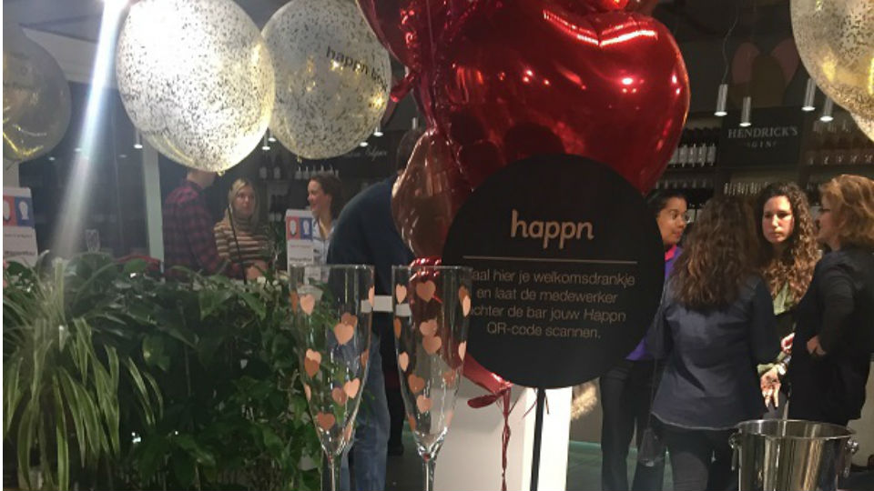 Happn hours bij de Bijenkorf stuwen merkbekendheid datingapp omhoog