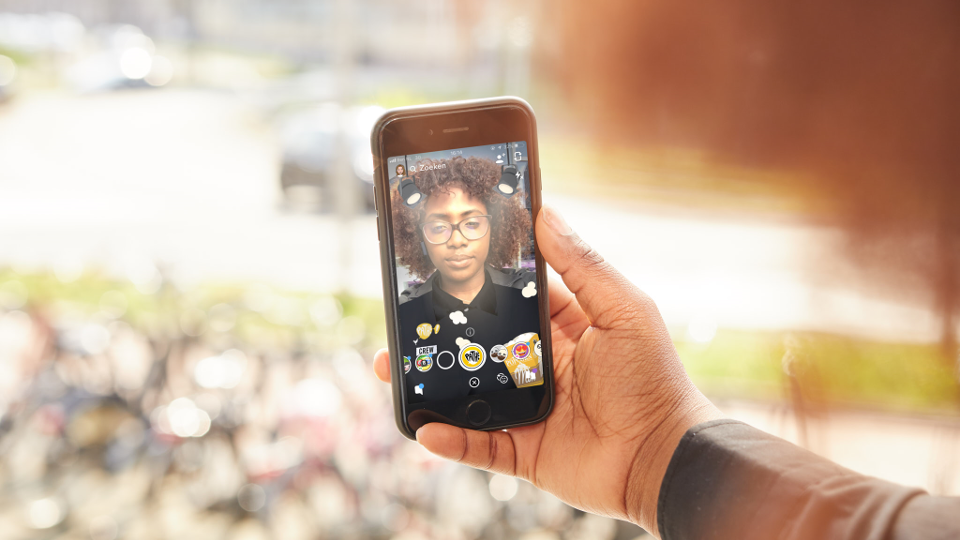 Pathé zet Snapchat in als HR-tool