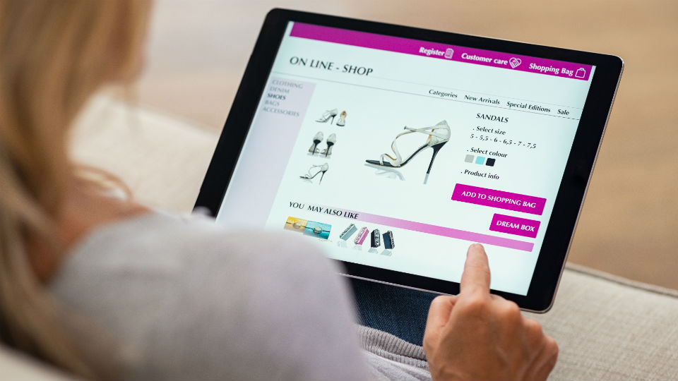 Corona: wisselende online consumentenbestedingen