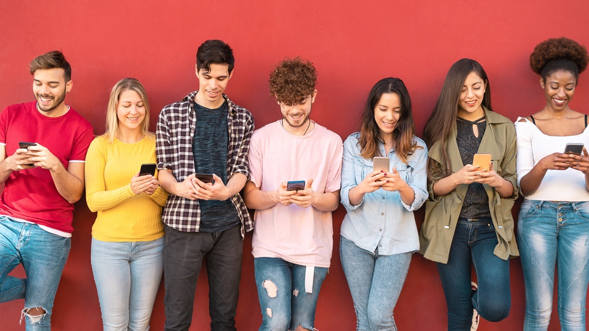 [onderzoek] Vertrouwen Gen Z in social media bijna gelijk aan overheid