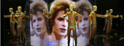 David Bowie legt het ethische dilemma van moderne marketing uit!