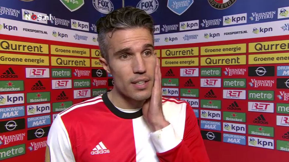 Feyenoord-spits Robin van Persie struikelt over nieuwe sponsornaam KNVB Beker