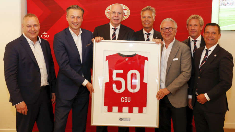 CSU promoveert in sponsorpiramide PSV