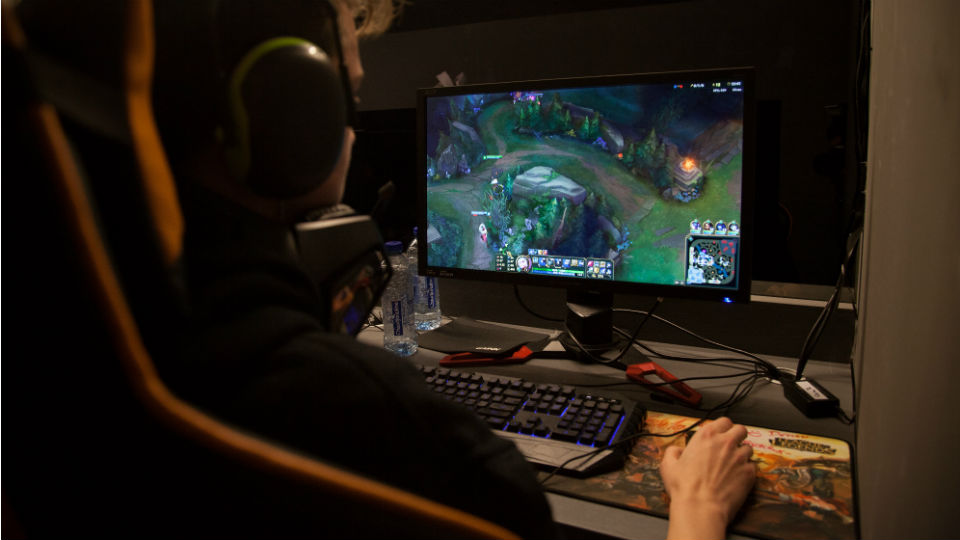 PepsiCo kiest 2Basics voor eSports-campagne