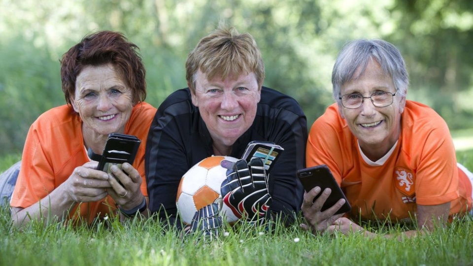 KPN laat eerste Oranje Leeuwinnen appen over WK-finale