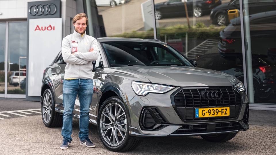 Audi langer in zee met skiër Maarten Meiners