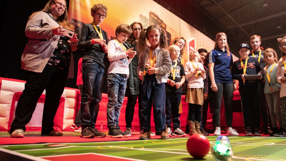 Waarom Feyenoord voetbalde met robots in Ahoy