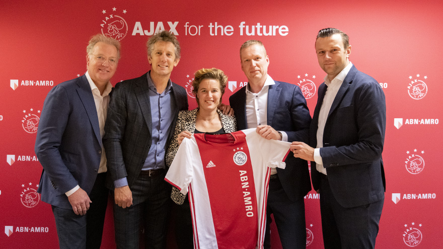 ABN Amro verlegt sponsor-focus naar Ajax Vrouwen