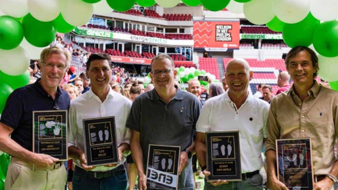 Energiedirect neemt afscheid van PSV met eerbetoon aan fans